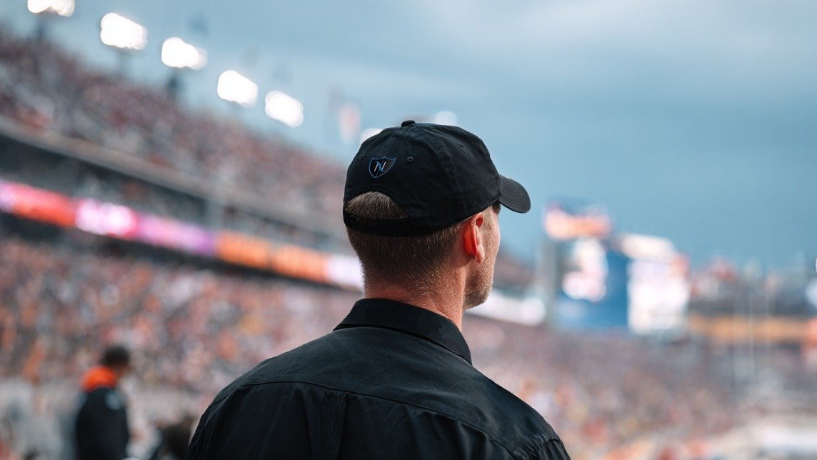 Narrow Security Crowd Management